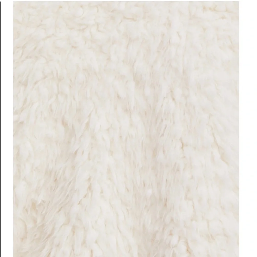 Torrid White Shaggy Faux Fur Jacket size 5 - Picture 5 of 8
